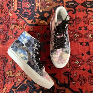 Vans Blue Pink Tie Dye Quilted High Top Sneakers Women's Size 8.5